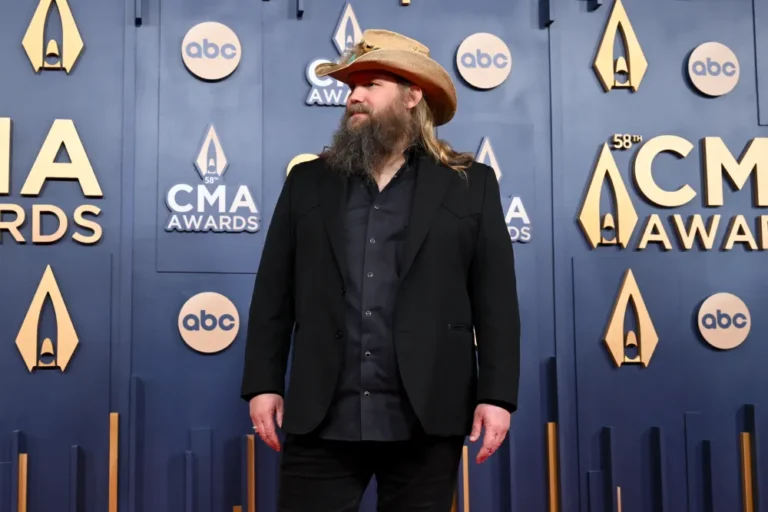 Morgan Wallen Wins CMA Entertainer of the Year 2024